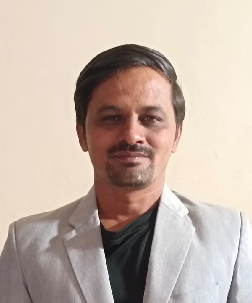 Leadership Team 07 paras shaha